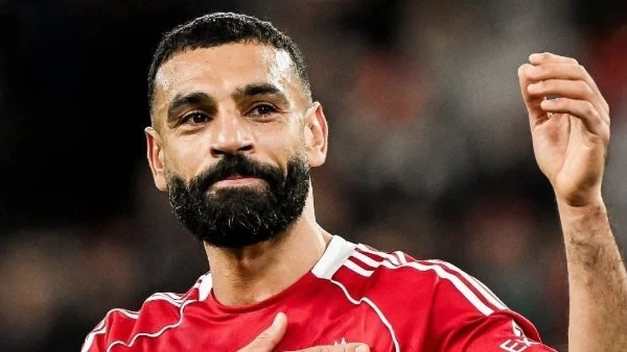 ختام رحلة أسطورية.. محمد صلاح يغادر ليفربول وريال مدريد خارج الحسابات